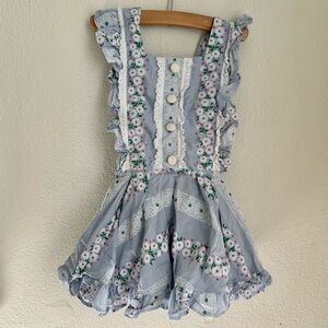 Numi pinafore